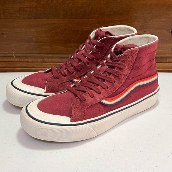 Vans High Top Sk8 Hi Maroon w/ Rainbow - Picture 1 of 12